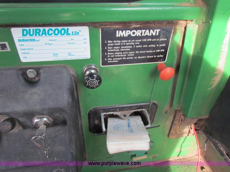 image for item D9139 John Deere 7700 combine