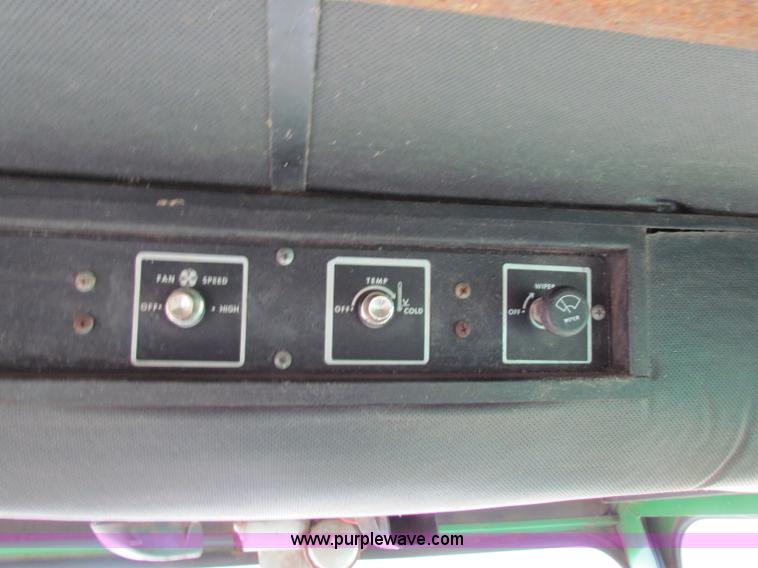 image for item D9139 John Deere 7700 combine