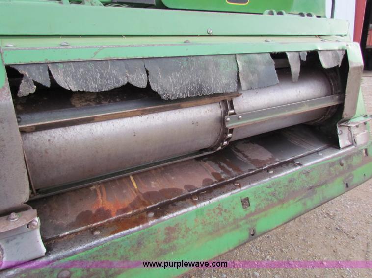 image for item D9139 John Deere 7700 combine