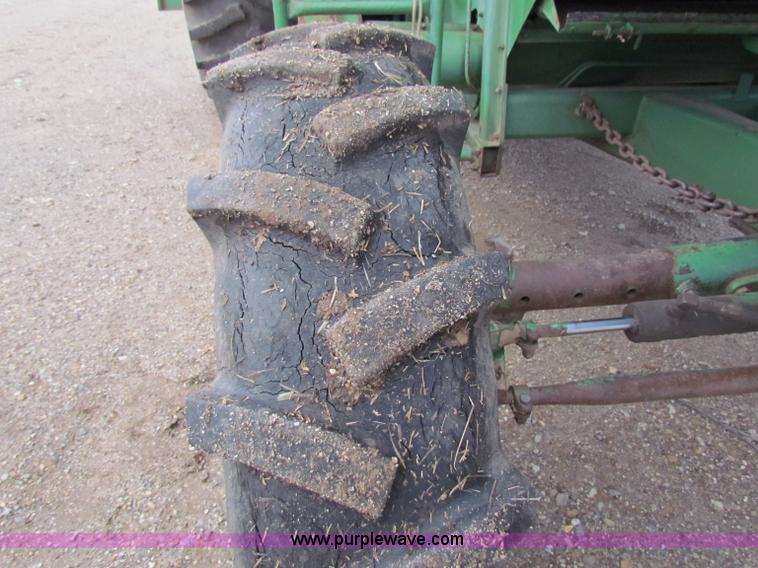 image for item D9139 John Deere 7700 combine