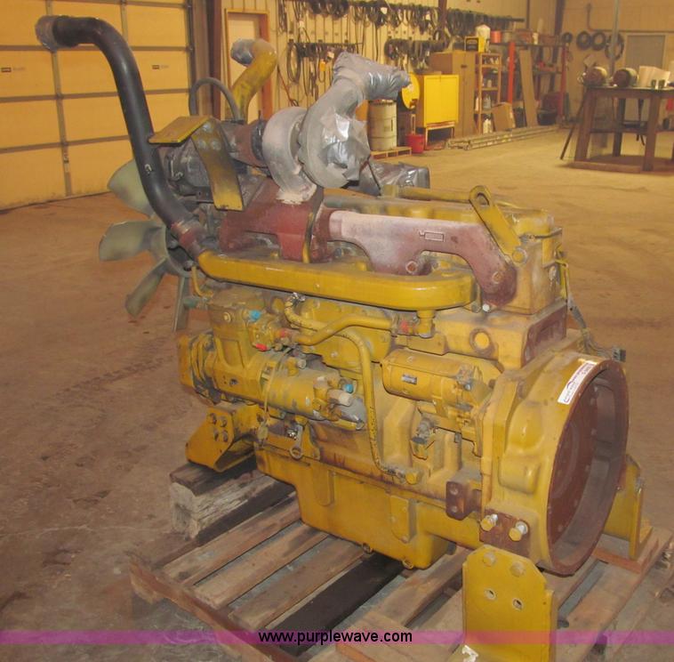 image for item G9435 1998 John Deere turbo diesel engine