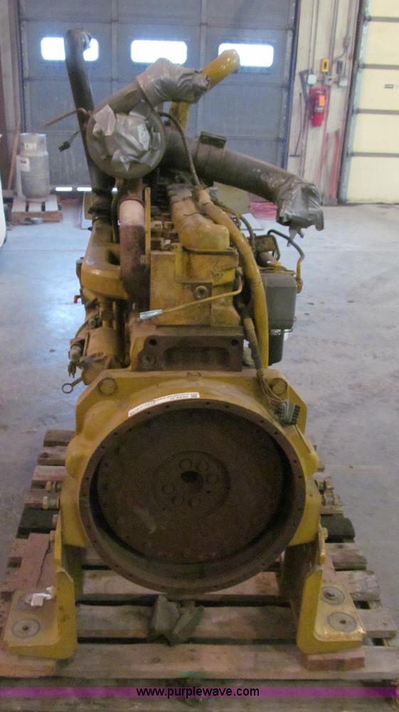image for item G9435 1998 John Deere turbo diesel engine