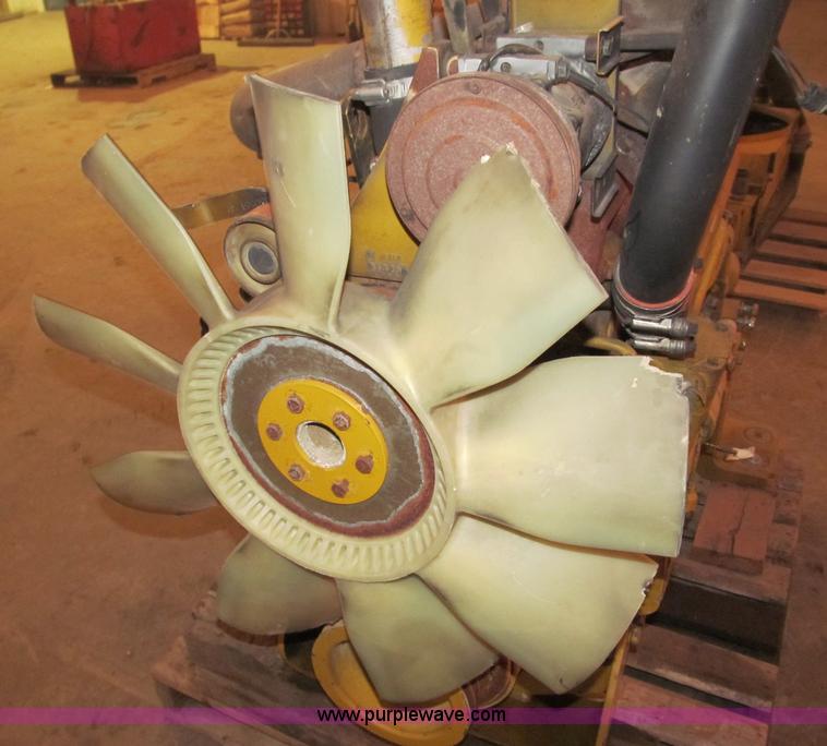 image for item G9435 1998 John Deere turbo diesel engine