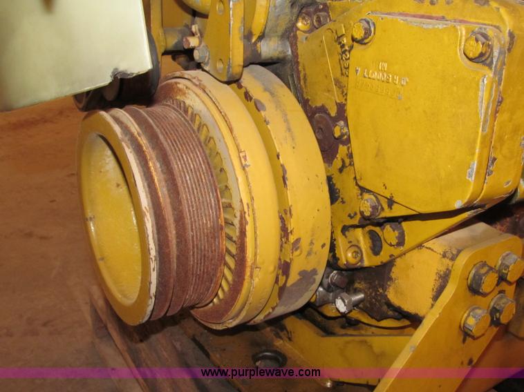 image for item G9435 1998 John Deere turbo diesel engine