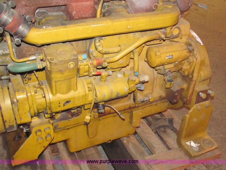 image for item G9435 1998 John Deere turbo diesel engine