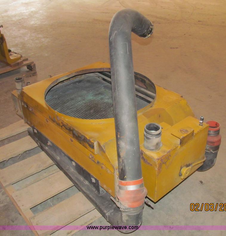 image for item G9435 1998 John Deere turbo diesel engine