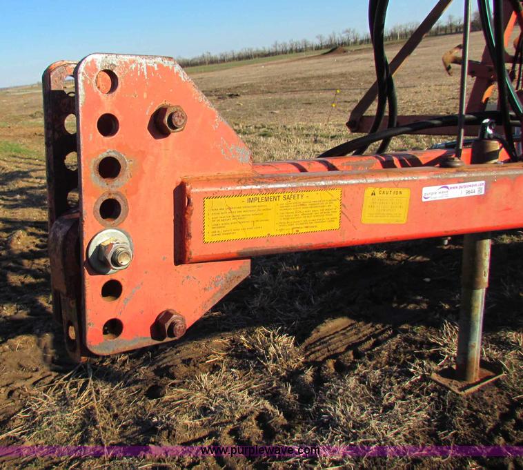 image for item I9644 1985 Krause 4126 field cultivator