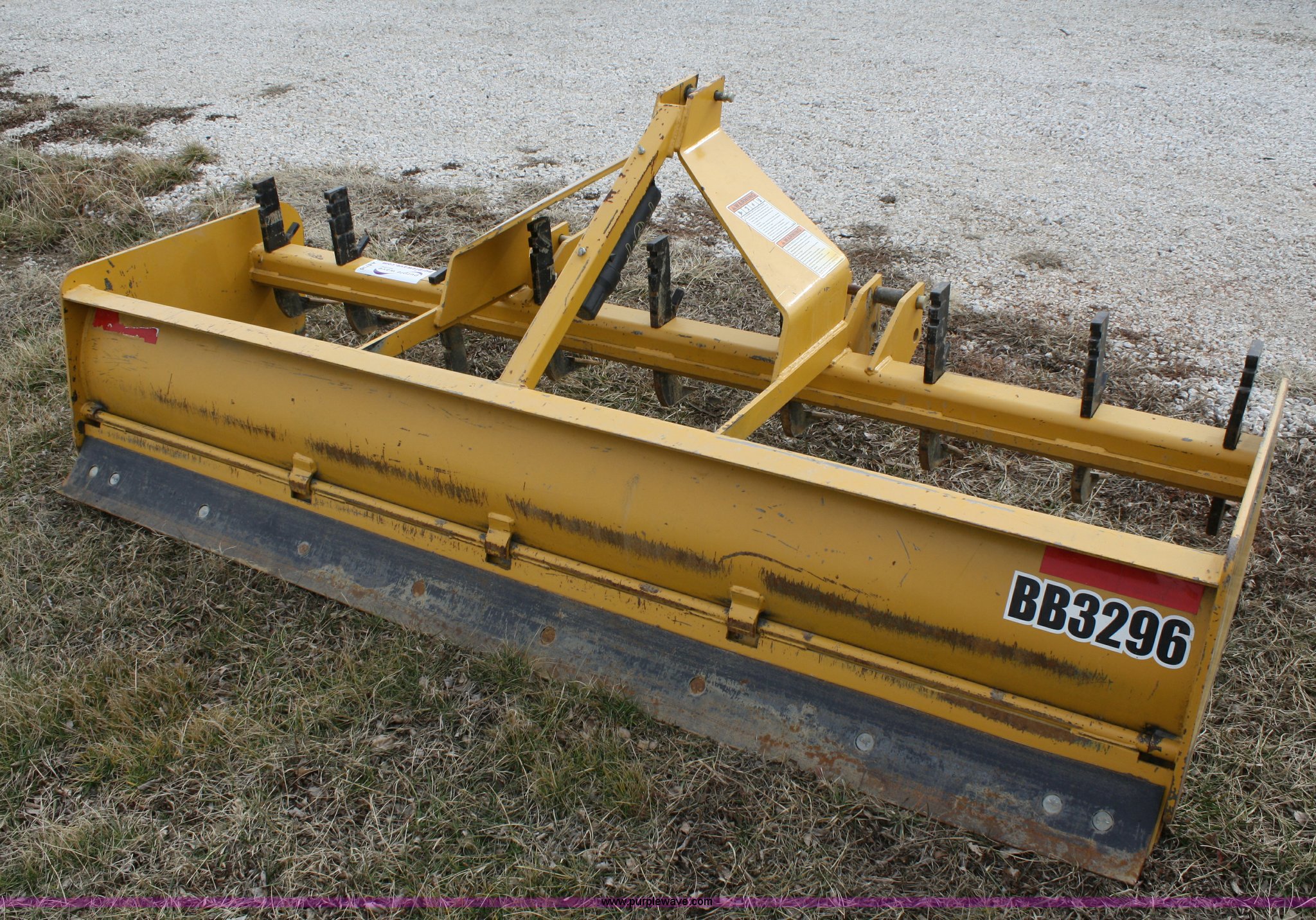 Frontier BB3296 box blade in Leavenworth, KS | Item A6736 sold | Purple ...