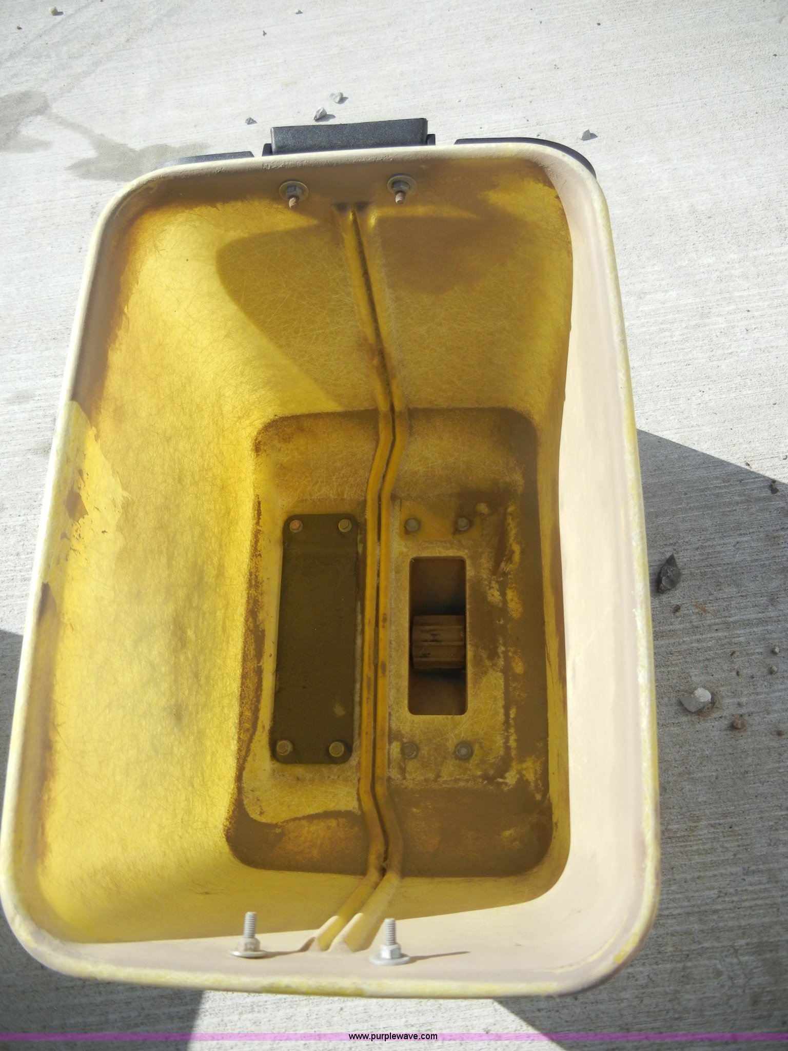 (3) dry insecticide boxes in Baileyville, KS | Item C4183 sold | Purple ...