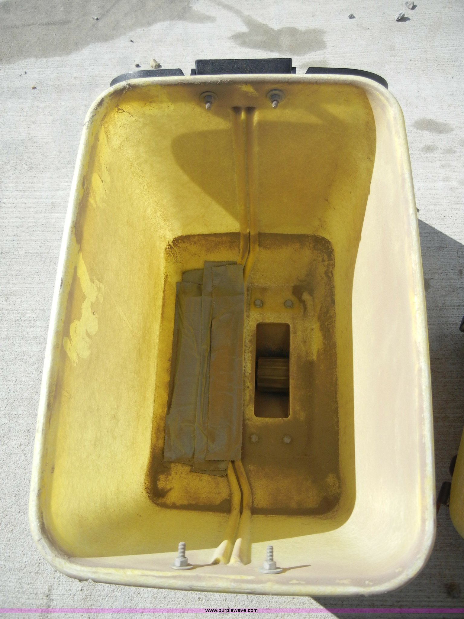 (3) dry insecticide boxes in Baileyville, KS | Item C4183 sold | Purple ...