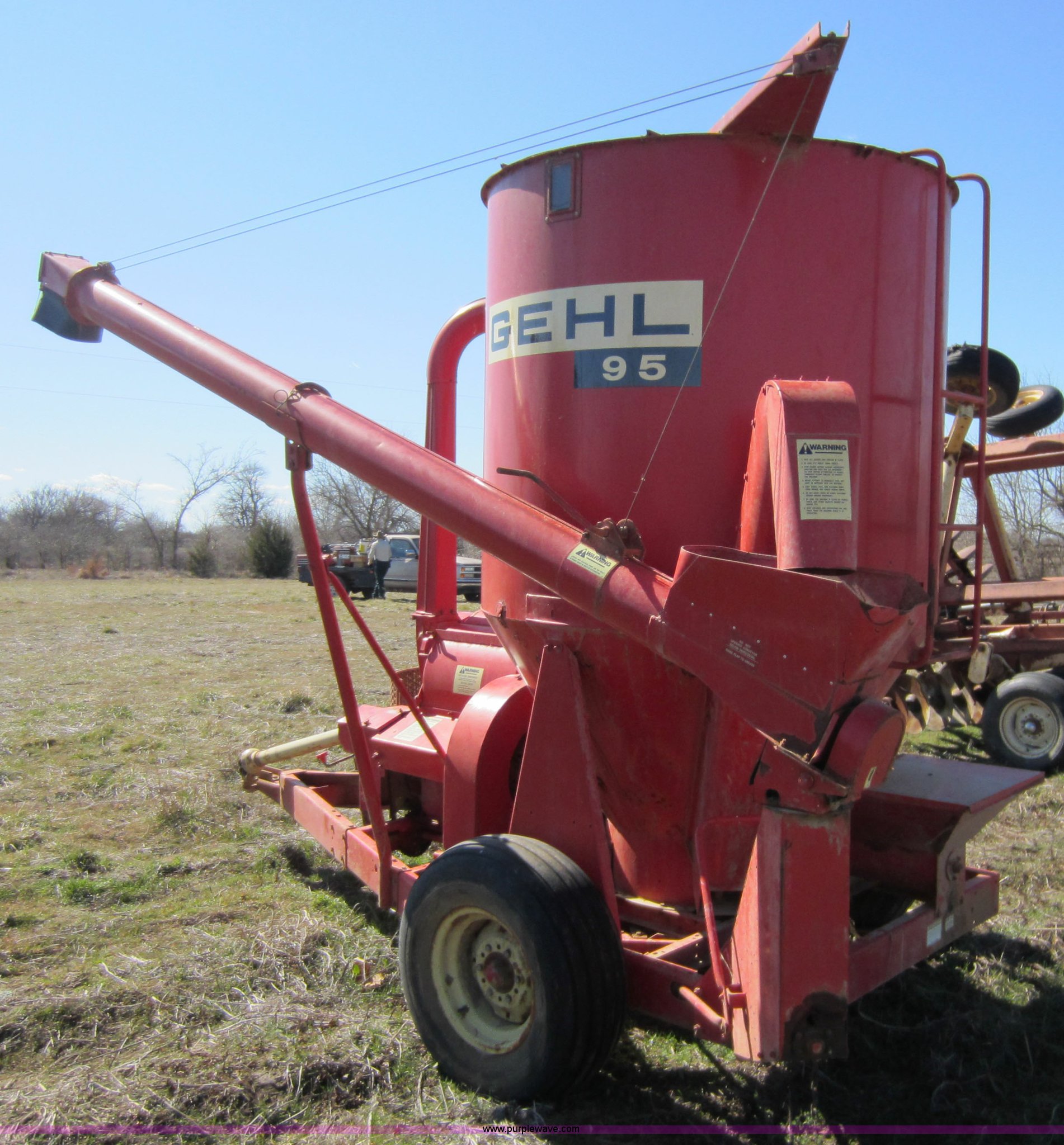 Gehl 95MX feed grinder/mixer in Thayer, KS Item C5313 sold Purple Wave