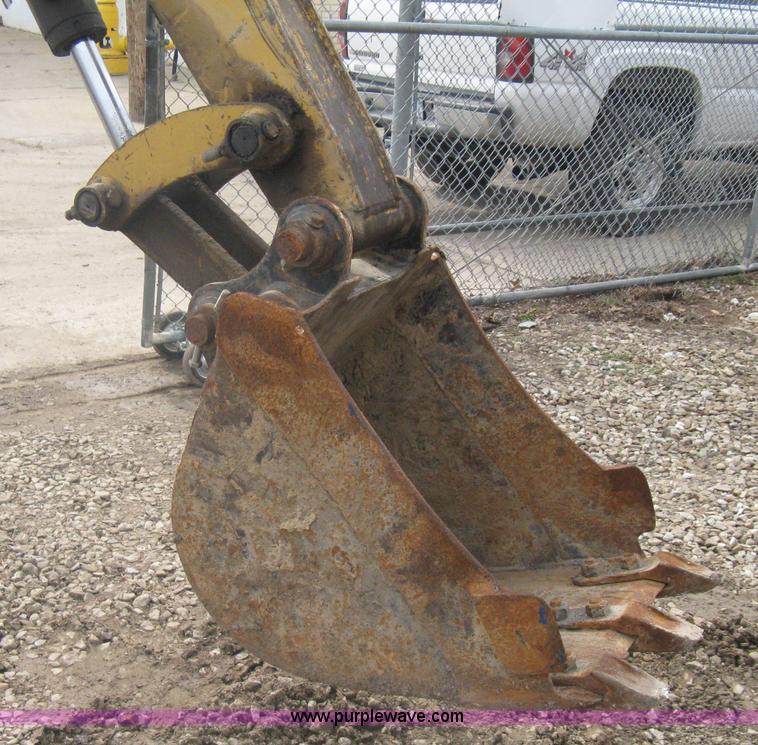 image for item A6058 Caterpillar 302.5 mini excavator