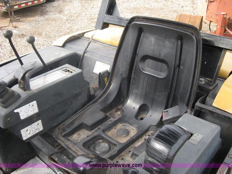image for item A6058 Caterpillar 302.5 mini excavator