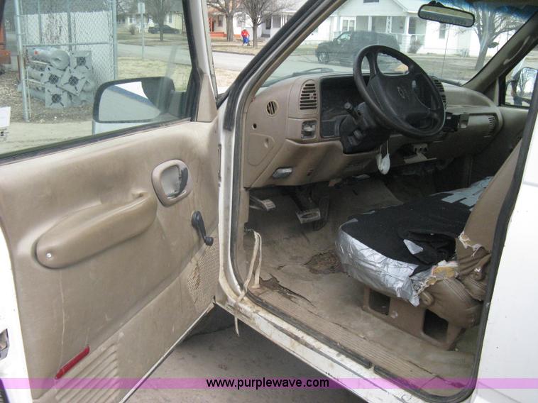 image for item A6059 1995 Chevrolet Cheyenne C2500 extended cab pickup truck