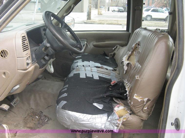 image for item A6059 1995 Chevrolet Cheyenne C2500 extended cab pickup truck