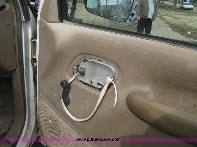 image for item A6059 1995 Chevrolet Cheyenne C2500 extended cab pickup truck