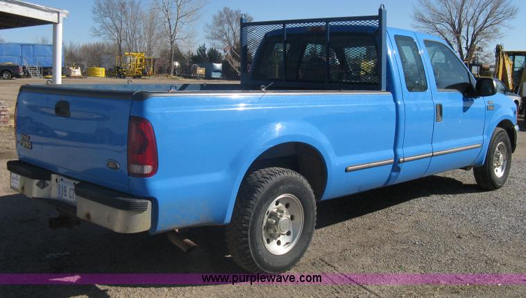 image for item A6066 1999 Ford F250 Super Duty supercab pickup truck