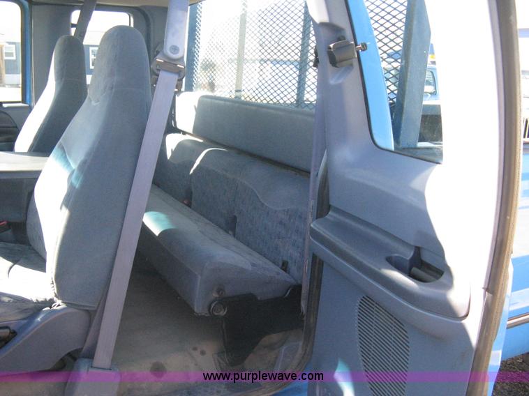 image for item A6066 1999 Ford F250 Super Duty supercab pickup truck