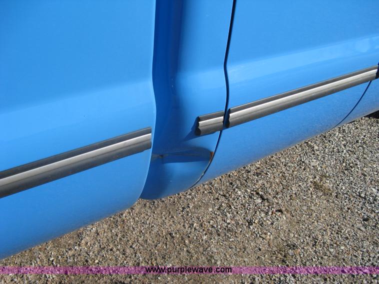 image for item A6066 1999 Ford F250 Super Duty supercab pickup truck