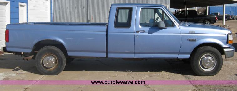 image for item A6067 1997 Ford F250 Heavy Duty supercab pickup truck