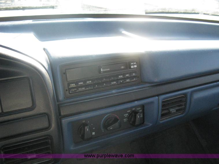 image for item A6067 1997 Ford F250 Heavy Duty supercab pickup truck