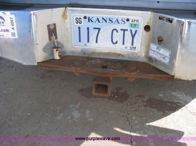 image for item A6067 1997 Ford F250 Heavy Duty supercab pickup truck