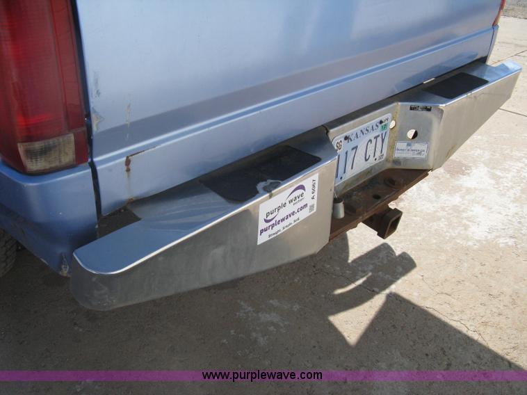 image for item A6067 1997 Ford F250 Heavy Duty supercab pickup truck