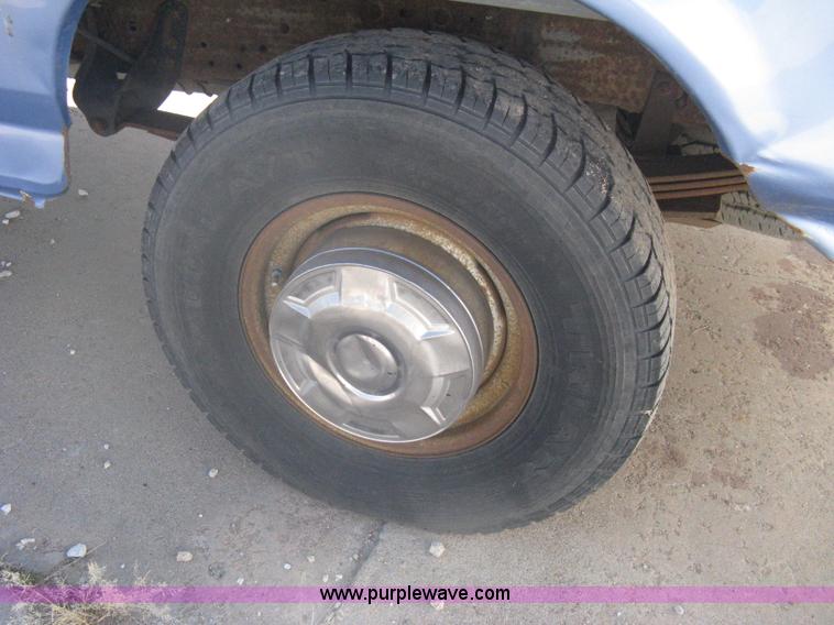 image for item A6067 1997 Ford F250 Heavy Duty supercab pickup truck