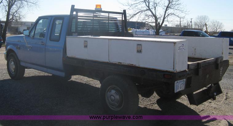 image for item A6068 1996 Ford F250 XL supercab pickup truck