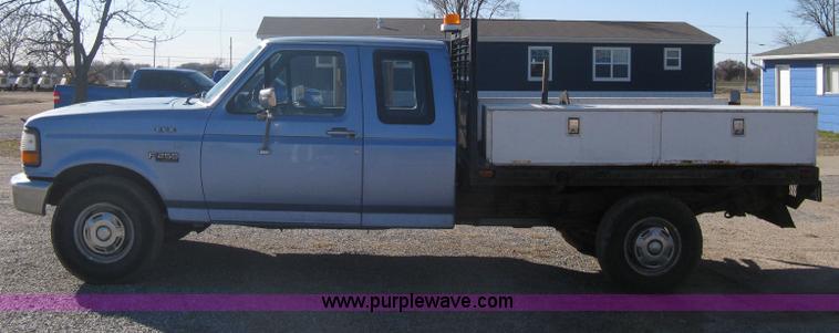 image for item A6068 1996 Ford F250 XL supercab pickup truck