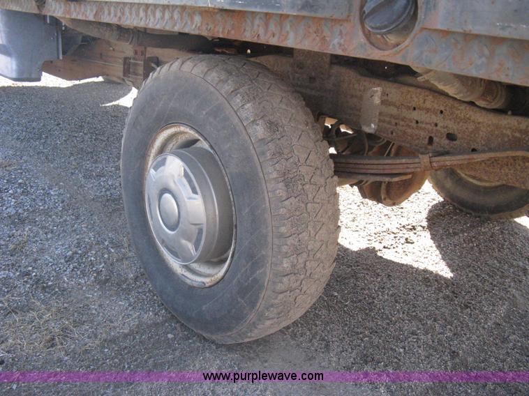 image for item A6068 1996 Ford F250 XL supercab pickup truck