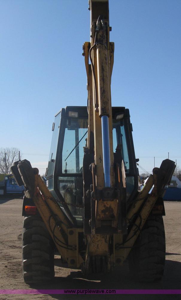 image for item A6069 1989 Ford 555C backhoe