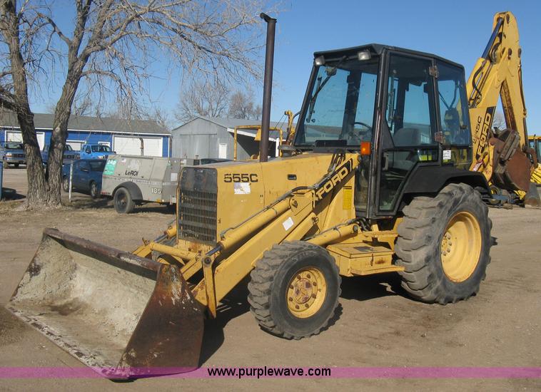 image for item A6069 1989 Ford 555C backhoe