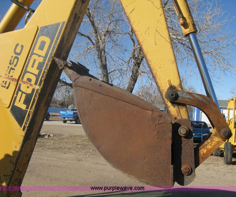 image for item A6069 1989 Ford 555C backhoe
