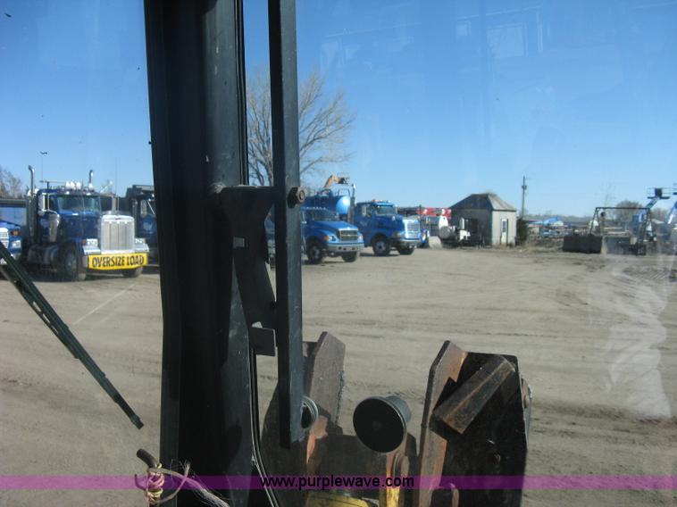 image for item A6069 1989 Ford 555C backhoe