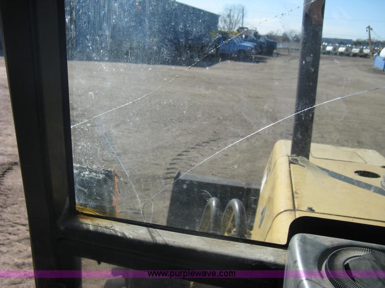 image for item A6069 1989 Ford 555C backhoe