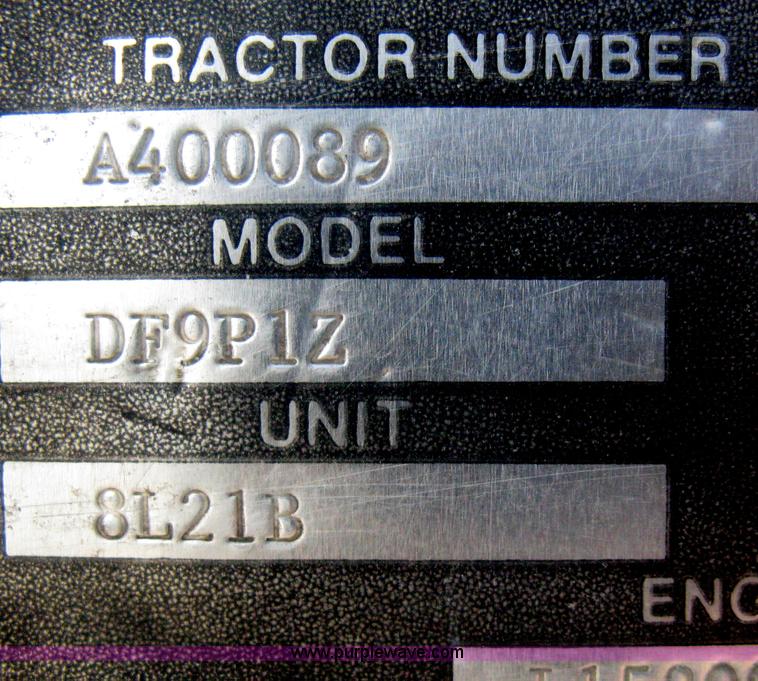 image for item A6069 1989 Ford 555C backhoe