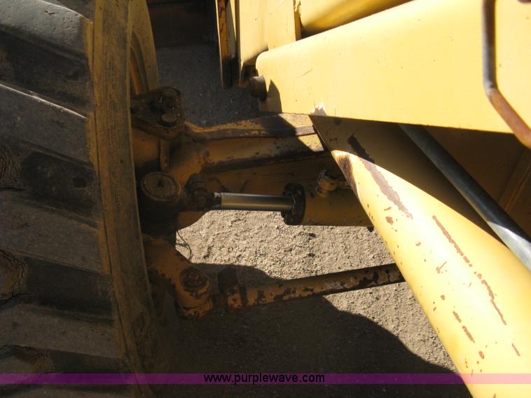 image for item A6069 1989 Ford 555C backhoe