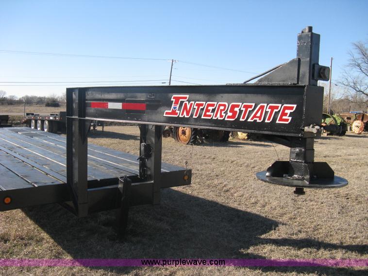 image for item A6070 1989 Interstate 24DT flatbed gooseneck trailer