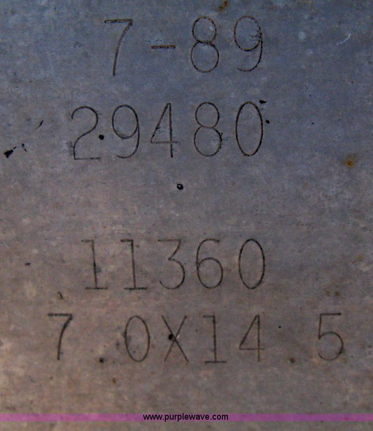 image for item A6070 1989 Interstate 24DT flatbed gooseneck trailer