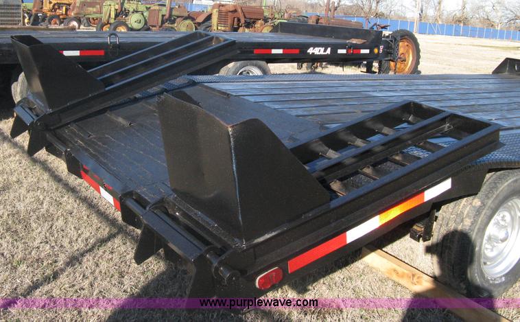 image for item A6071 1980 Eager Beaver equipment trailer
