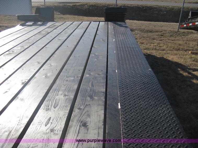 image for item A6071 1980 Eager Beaver equipment trailer