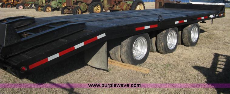 image for item A6072 1989 Interstate 44DLA equipment trailer