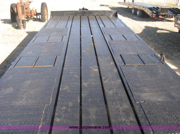 image for item A6072 1989 Interstate 44DLA equipment trailer