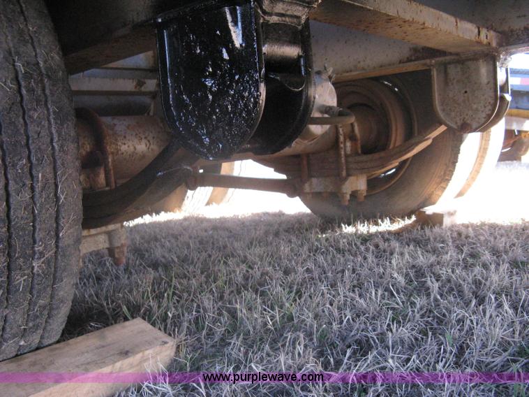 image for item A6072 1989 Interstate 44DLA equipment trailer