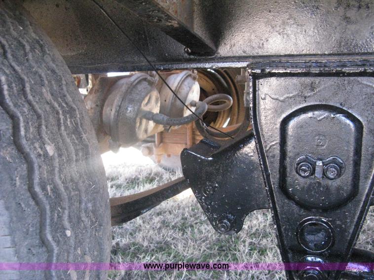 image for item A6072 1989 Interstate 44DLA equipment trailer