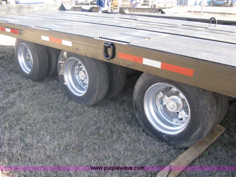 image for item A6072 1989 Interstate 44DLA equipment trailer