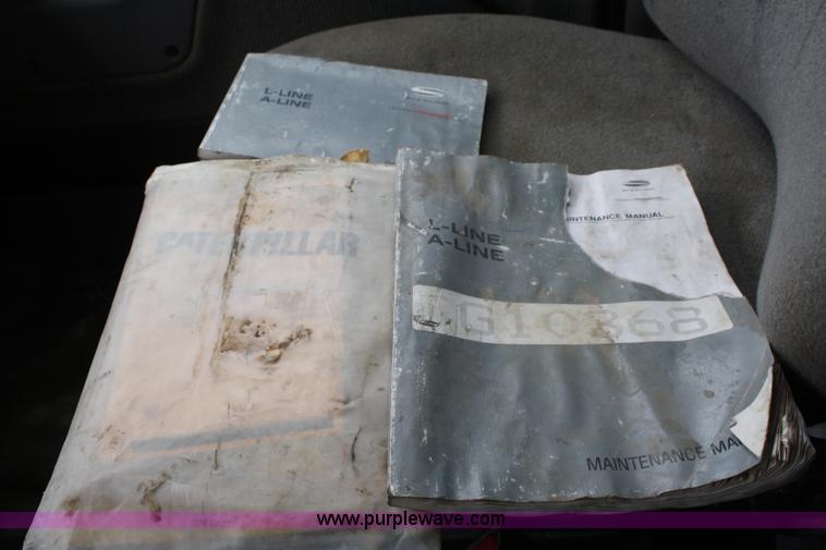 image for item A6759 2000 Ford Sterling L9500 dump truck