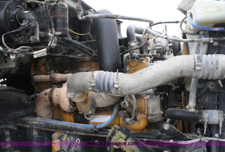 image for item A6759 2000 Ford Sterling L9500 dump truck