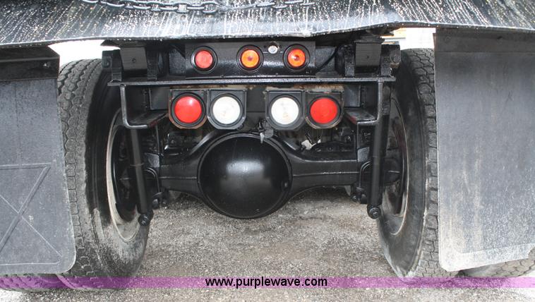 image for item A6759 2000 Ford Sterling L9500 dump truck